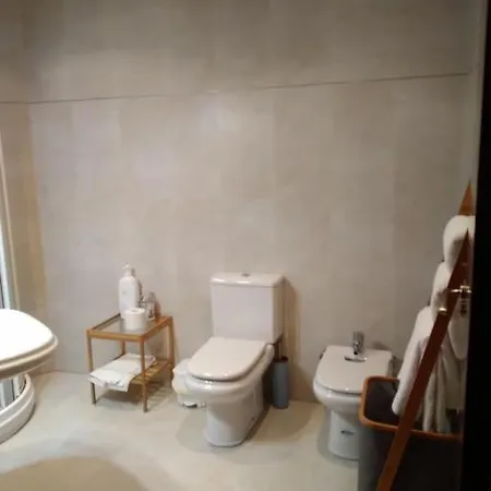 Centrico Y Amplio. Impecable. Restaurantes Bares Appartement *