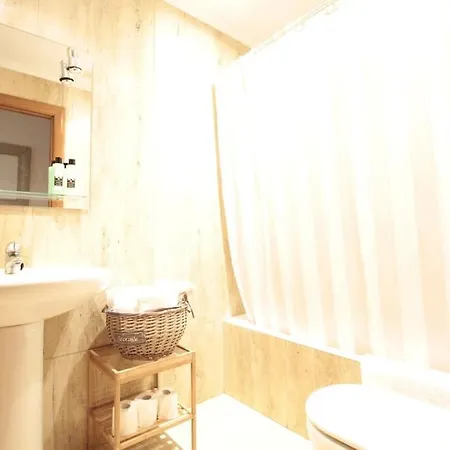 Centrico Y Amplio. Impecable. Restaurantes Bares Apartment *